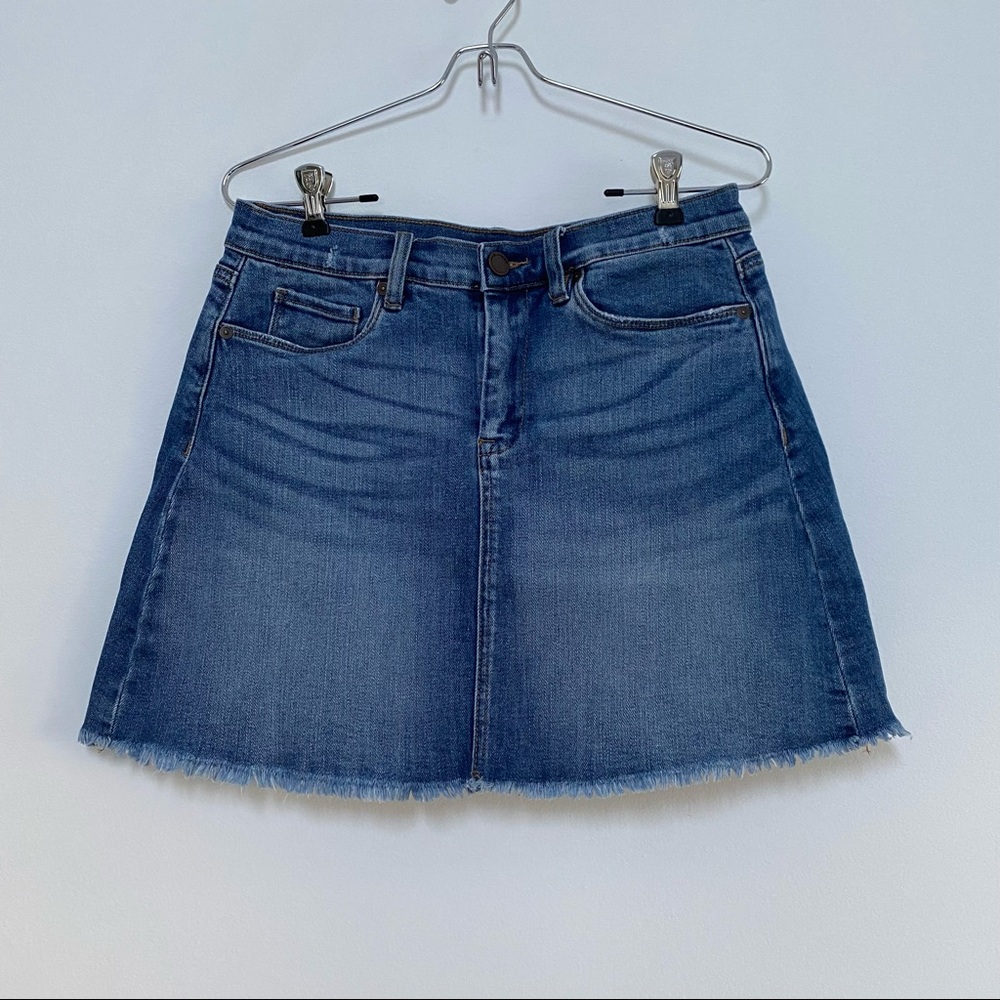 Blank NYC Mini Jean Skirt Raw Edge Distressed Size 26